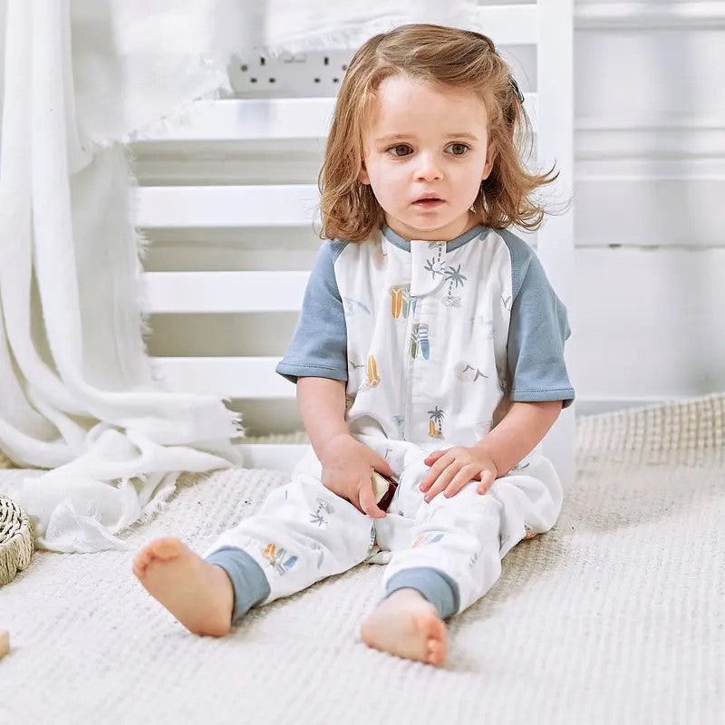 Nest Designs-Raglan Short Sleeve Footed Sleep Bag 0.6 TOG - Pastel Waves