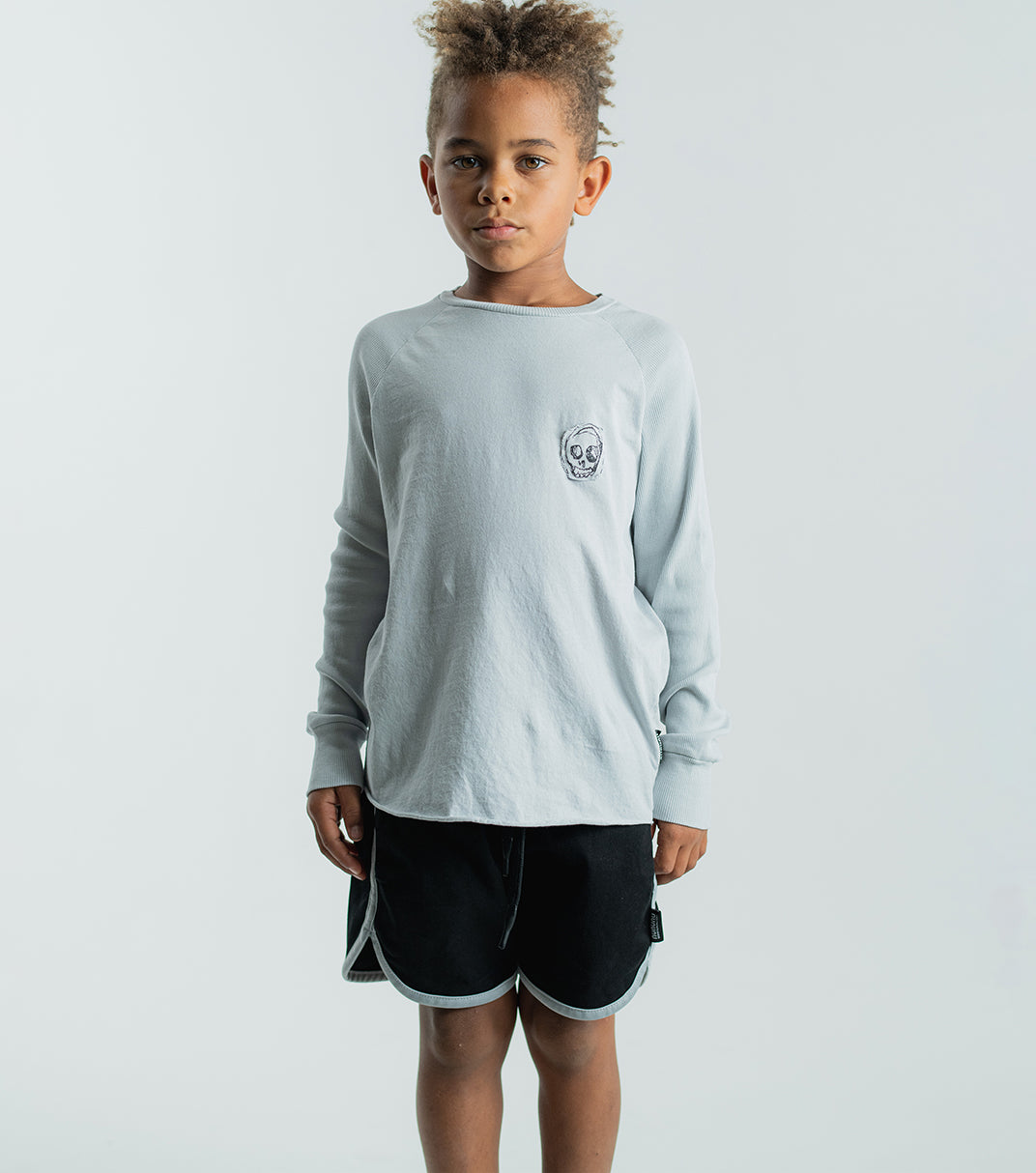 RETRO GYM SHORTS - BLACK