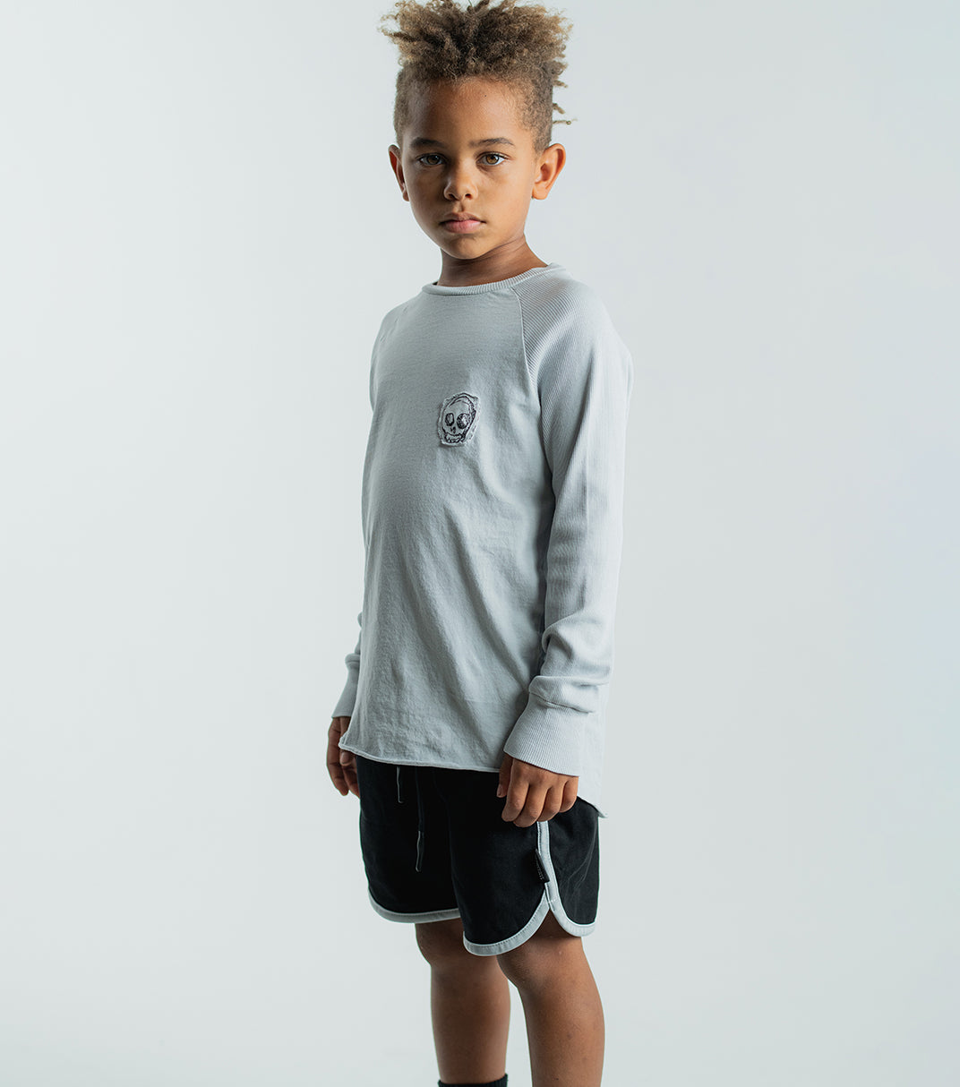 RETRO GYM SHORTS - BLACK