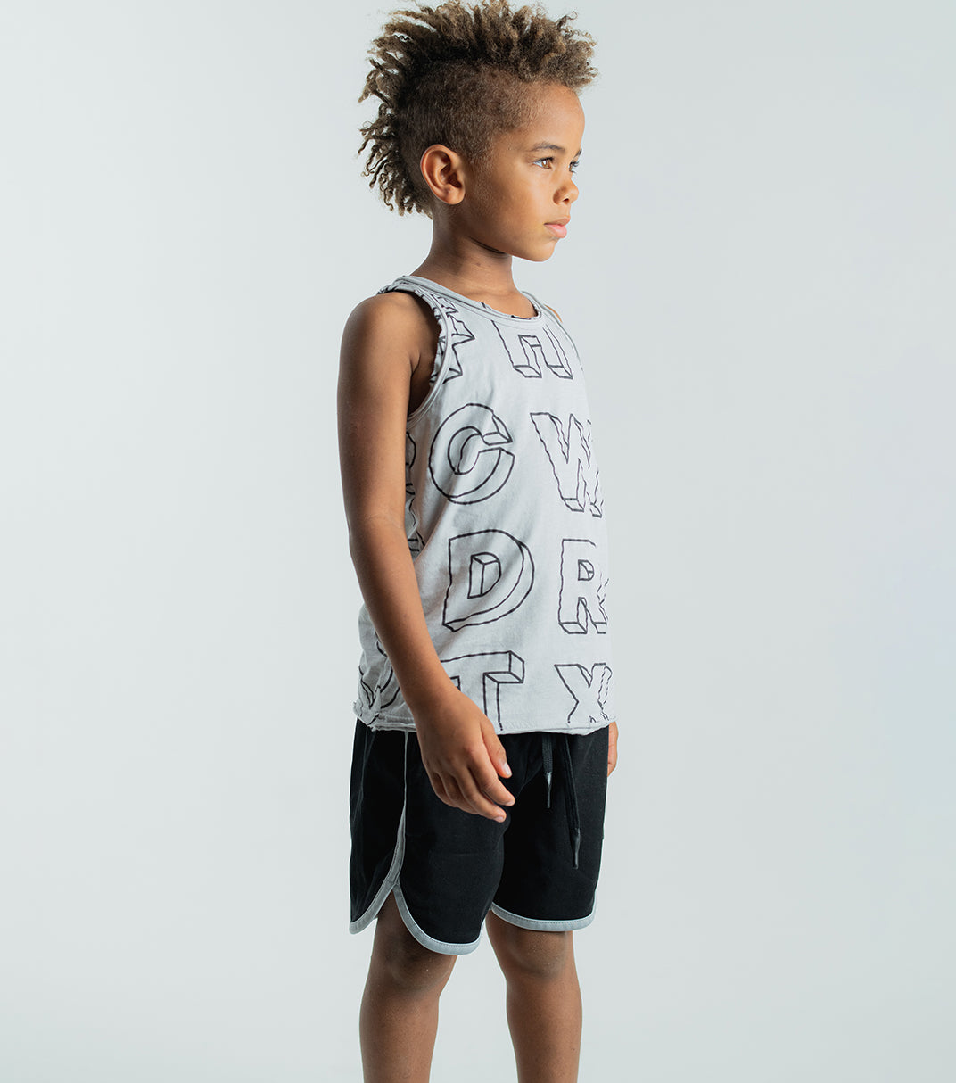 RETRO GYM SHORTS - BLACK